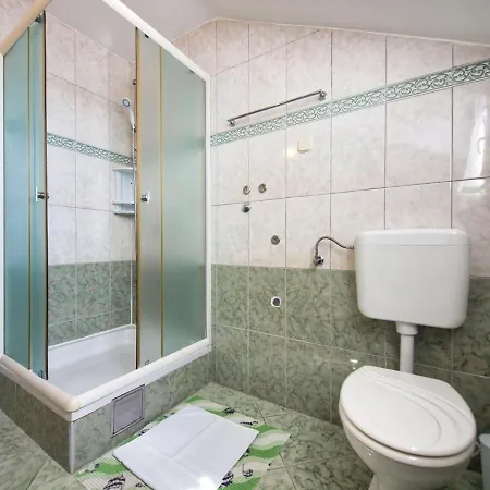 Apartment By The Sea Srima - Vodice, - 15621 *